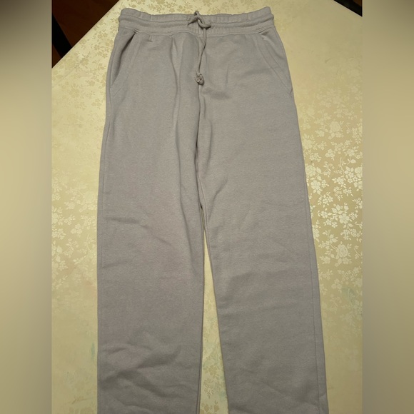 H&M Cream Sweatpants for Women - Picture 1 of 2